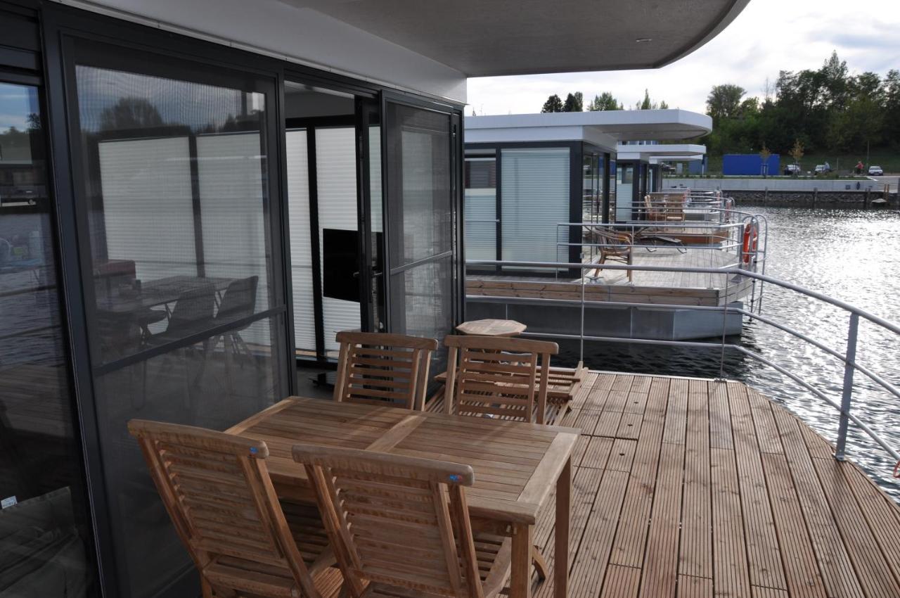 Hausboote Marina Braunsbedra Villa Exterior foto